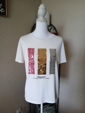 Paredo White Crewneck Tee with Black Size Tag